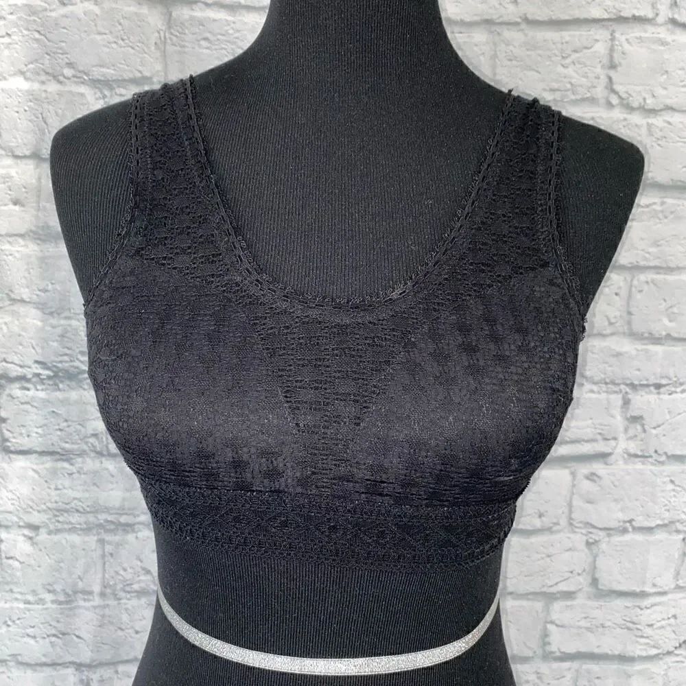 Women’s lace pullover bralette w/removable bra pads black sz small women